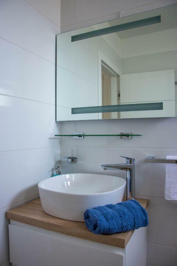 Apartments Melody Mandre Εξωτερικό φωτογραφία