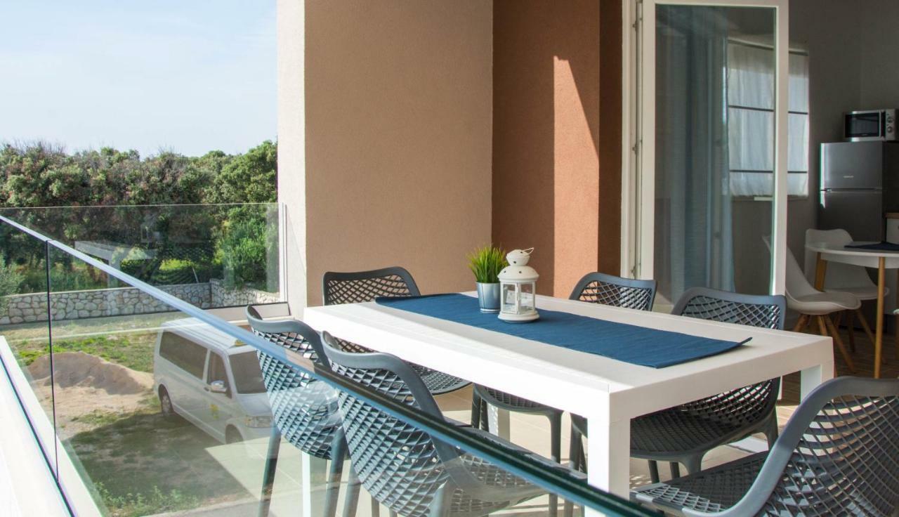 Apartments Melody Mandre Εξωτερικό φωτογραφία