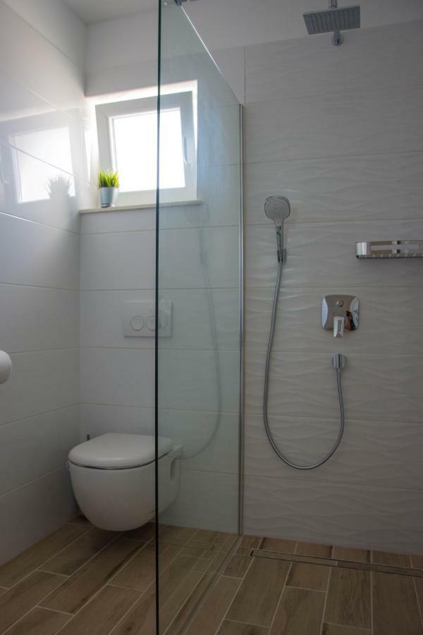 Apartments Melody Mandre Εξωτερικό φωτογραφία