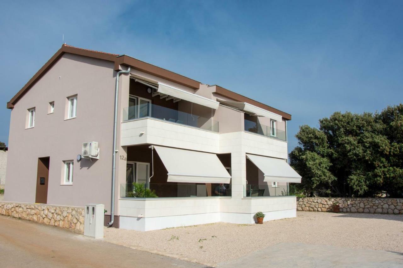 Apartments Melody Mandre Εξωτερικό φωτογραφία