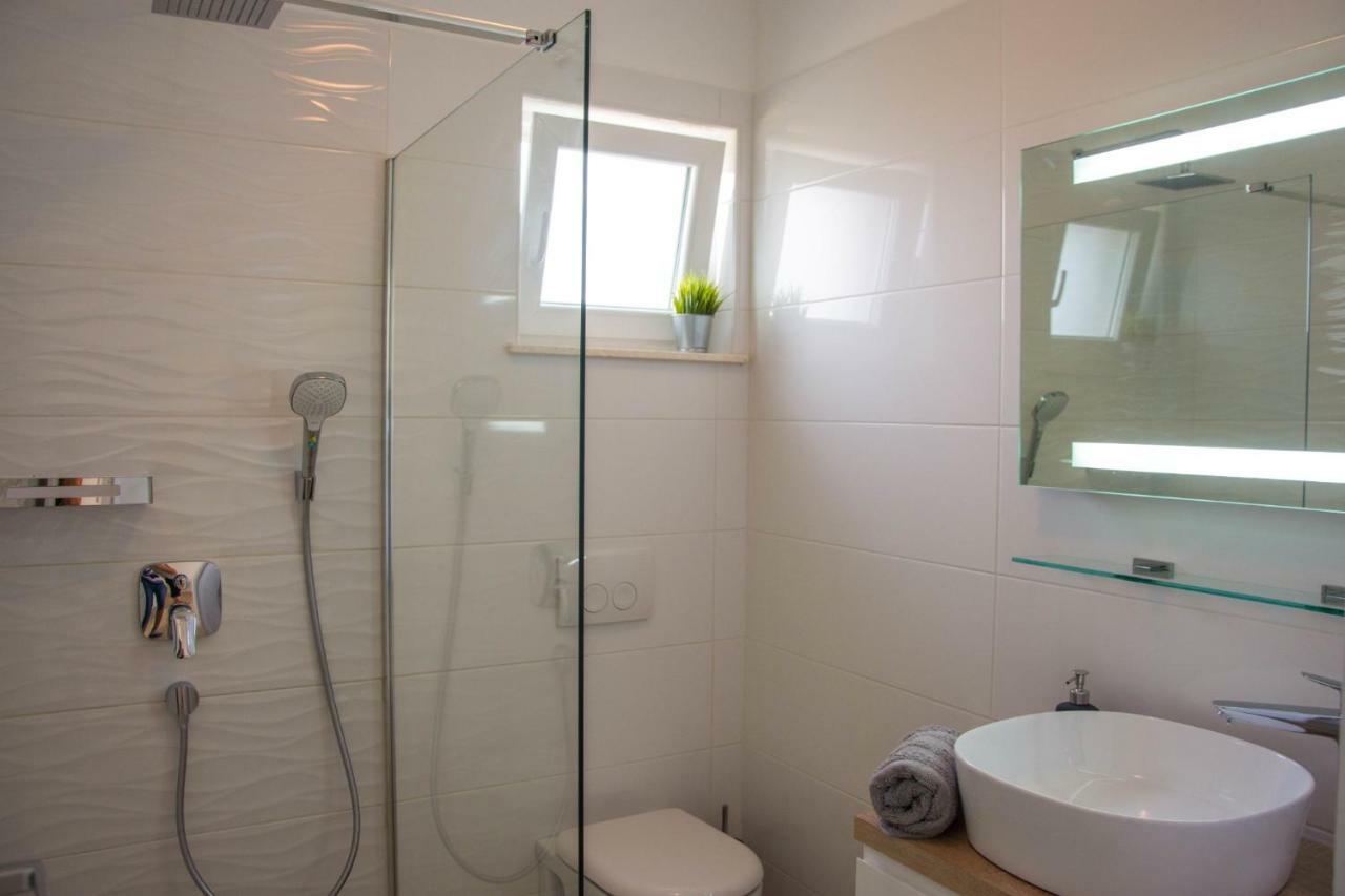 Apartments Melody Mandre Εξωτερικό φωτογραφία